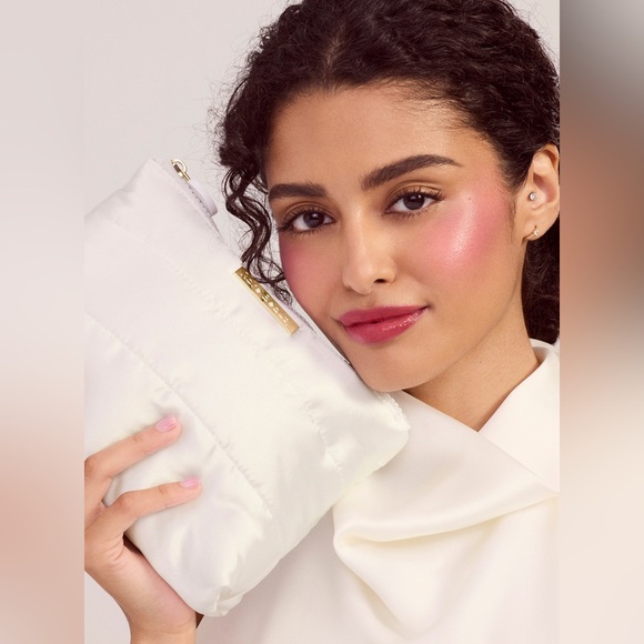 Rare Beauty “Something Rosy” Lip & Cheek Set - Picture 4 of 9